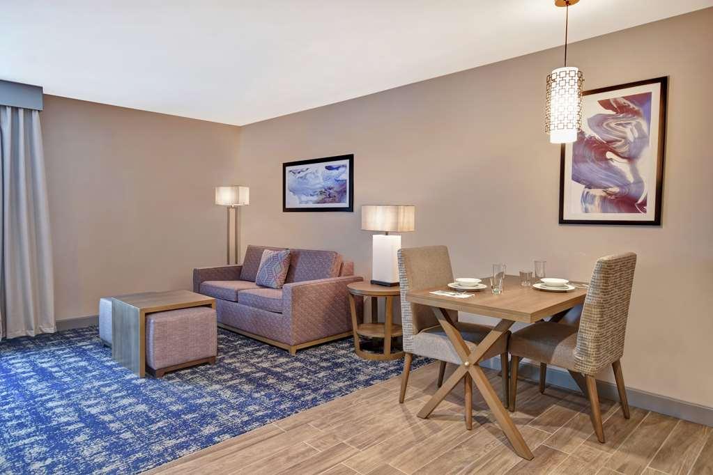 Homewood Suites By Hilton Orange New Haven Chambre photo